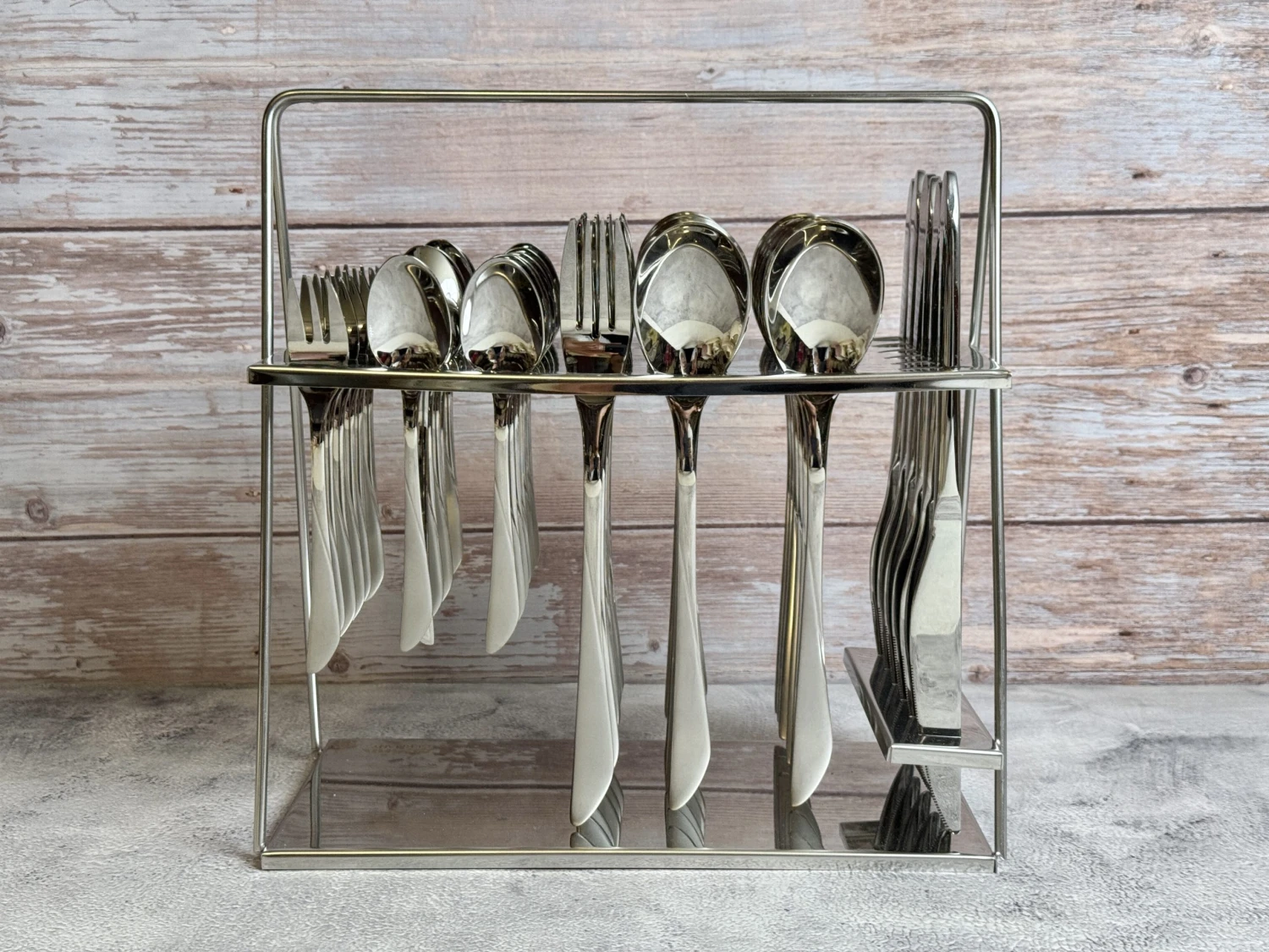 طقم معالق 42 قطعة – DH04