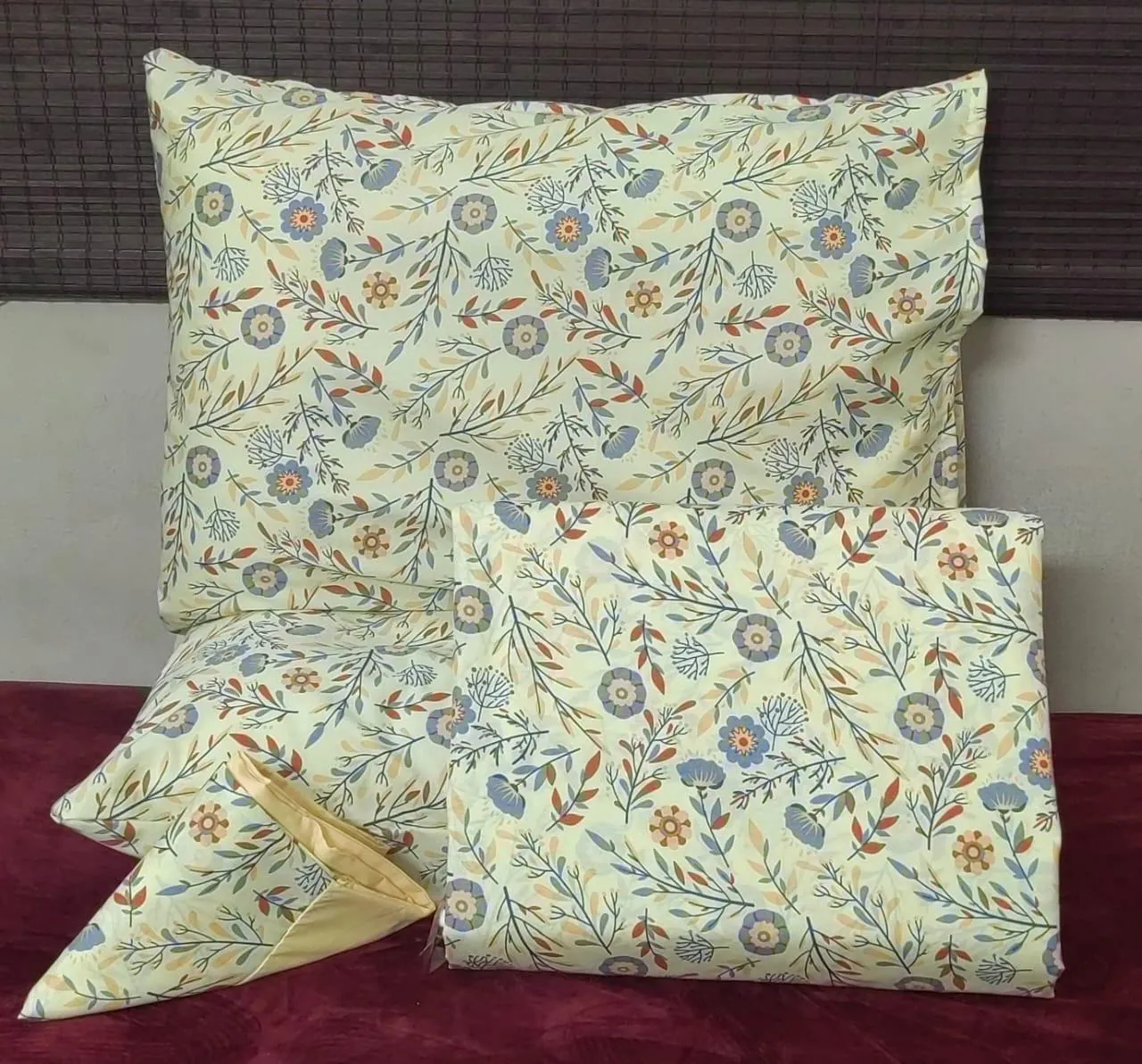 طقم ملاية سريركبير مصنوع من القطن 4قطع مقاس السرير: 260×240 سم، كيس المخدة: 170×45 50×70 سادة قطن مزيج القطن