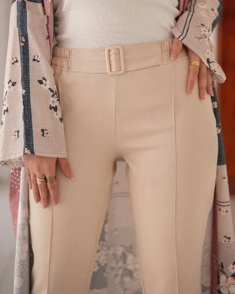 بنطلون شارليستون - لون بيج