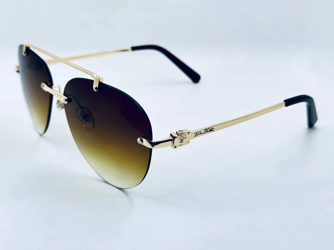 لويس فيتون   فرست كوبي