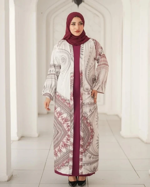 عباية جانيلا المفتوحة : أصالة وعصرية في قطعة واحدة