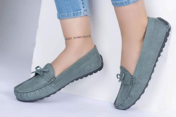 شوز اليو جلد بتوكة 1 سم