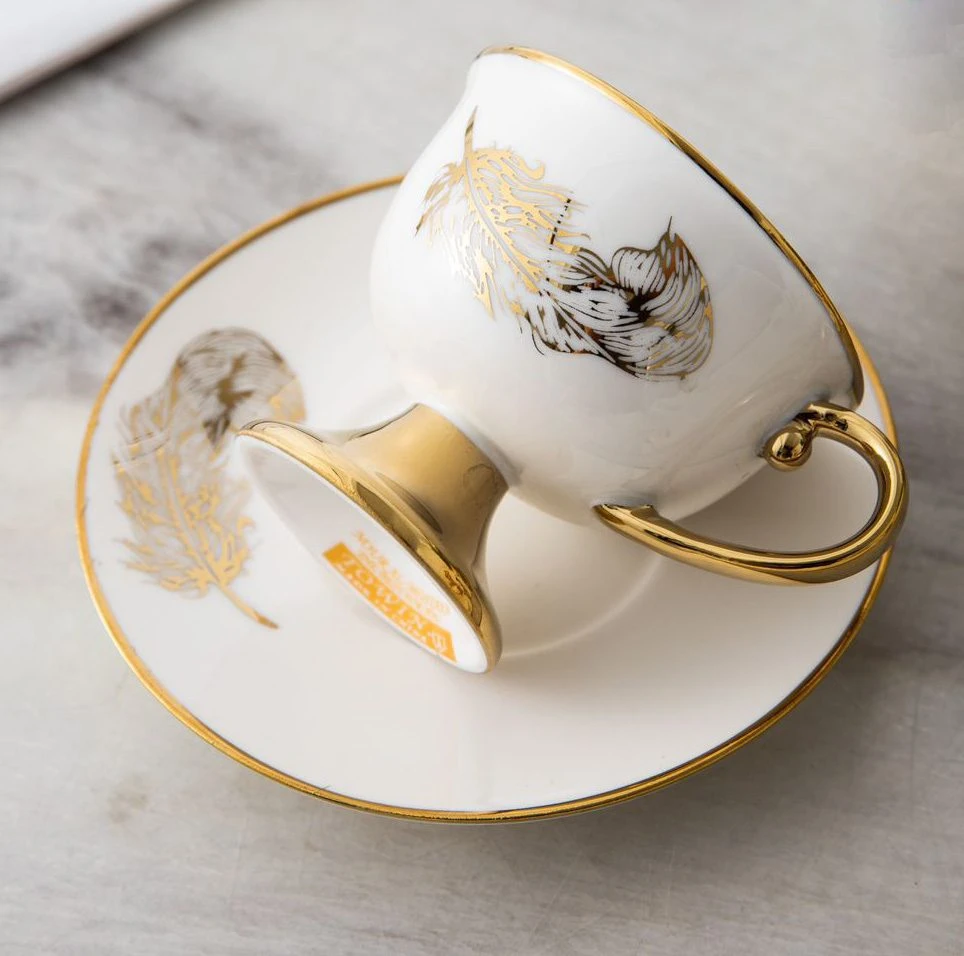 طقم قهوه بالطبق 12 قطعه – NA05