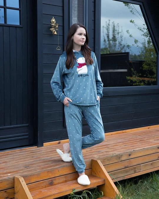 Hello Winter بيجاما حريمي كابيشون قطيفة بوليستر مطبوع