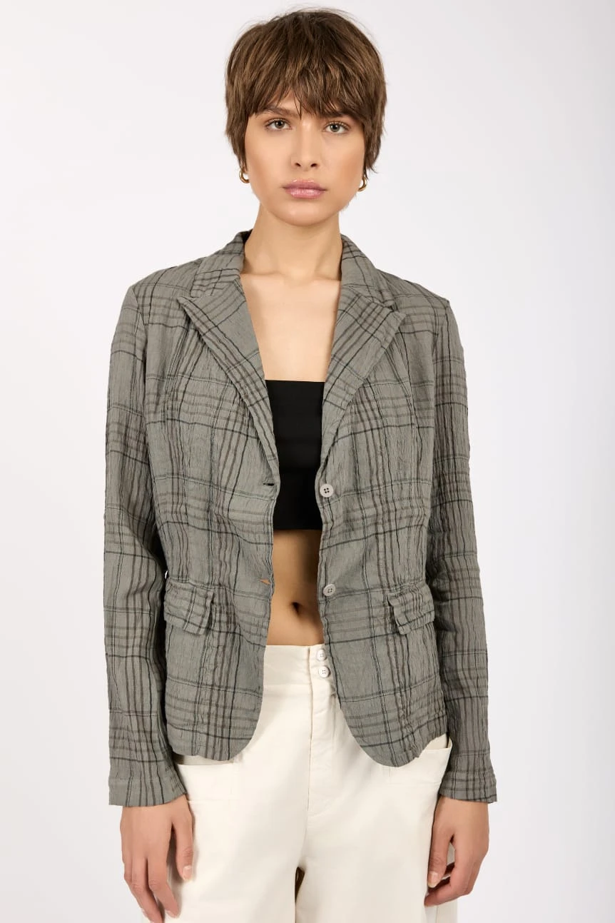 بليزر نسائي بقصه عصريه