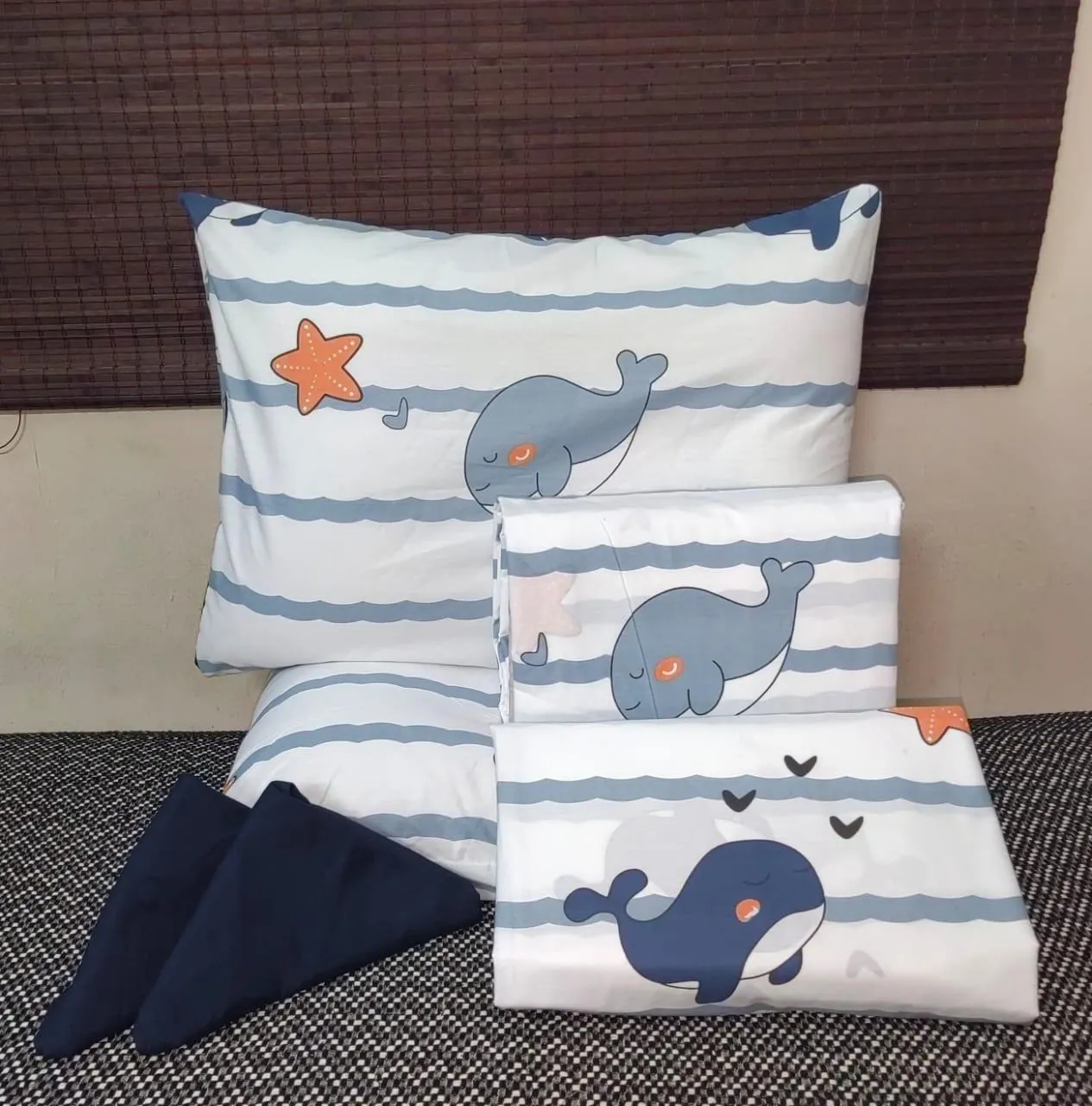 طقم ملاءة سرير من القطن مقاس مزدوج مسطحة واحدة 2.4 متر × 2.6 + 3أكياس مخدات