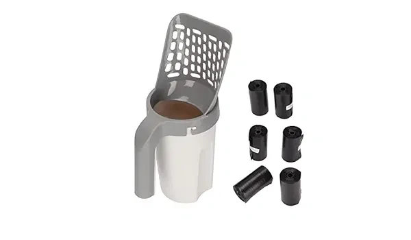 Cat litter scoop is easy to use