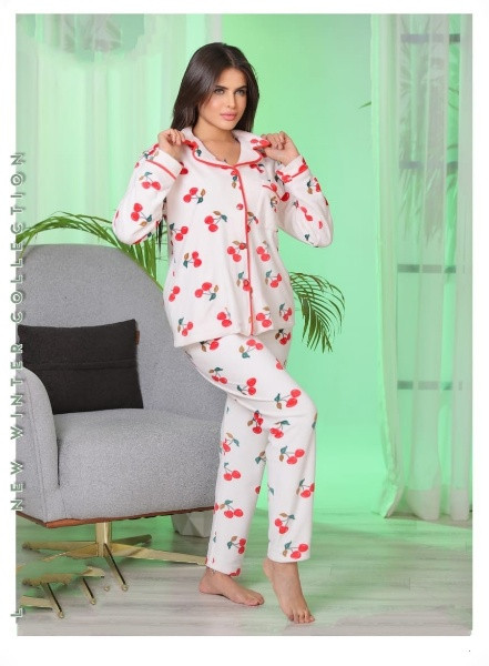 طقم بيجامة زراير  2 قطعه