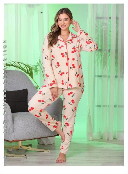 طقم بيجامة زراير  2 قطعه