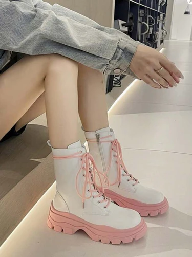 Multi-faceted pink British style thick heel short boots for women with a side zi
