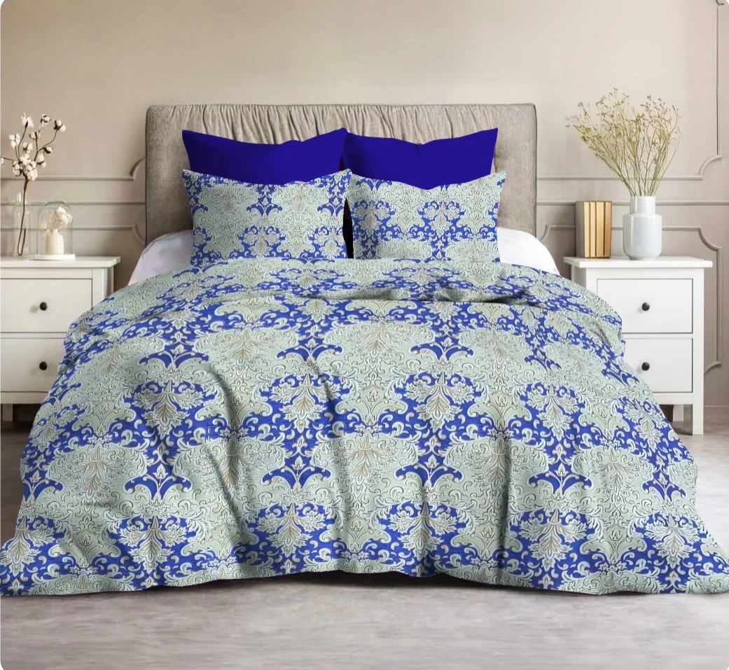 طقم ملايه سرير كبير فلات  مكون من 4قطعه ملايه 260*240 قطن خامه العامريه