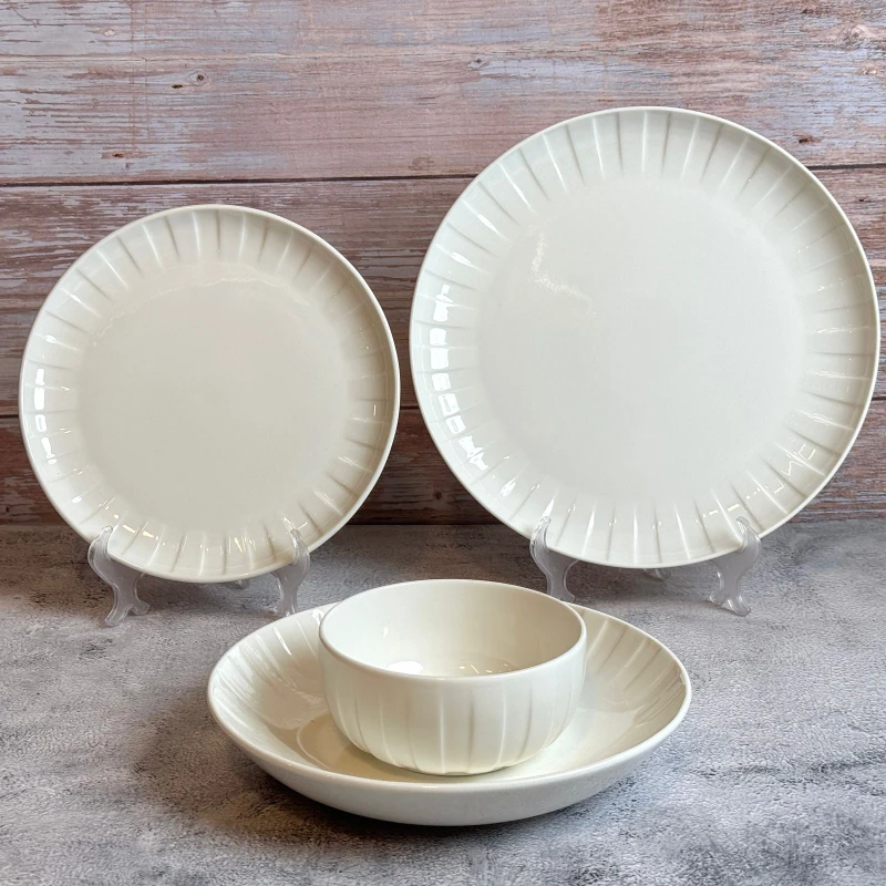 طقم عشاء تايلاندي 24 قطعه – ابيض – QUALITIER