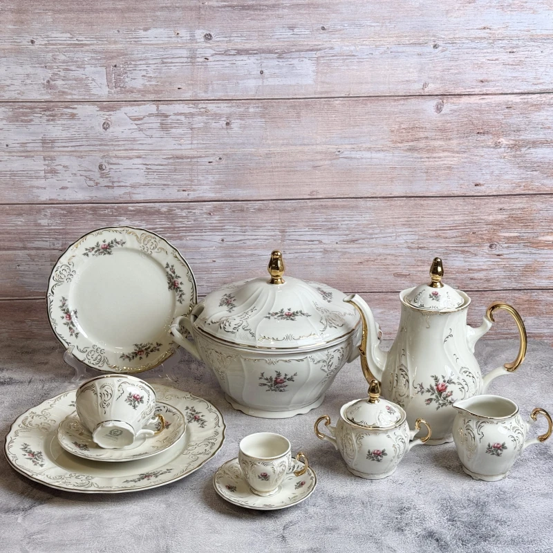 طقم سفره تشيكي 125 قطعه – SN04