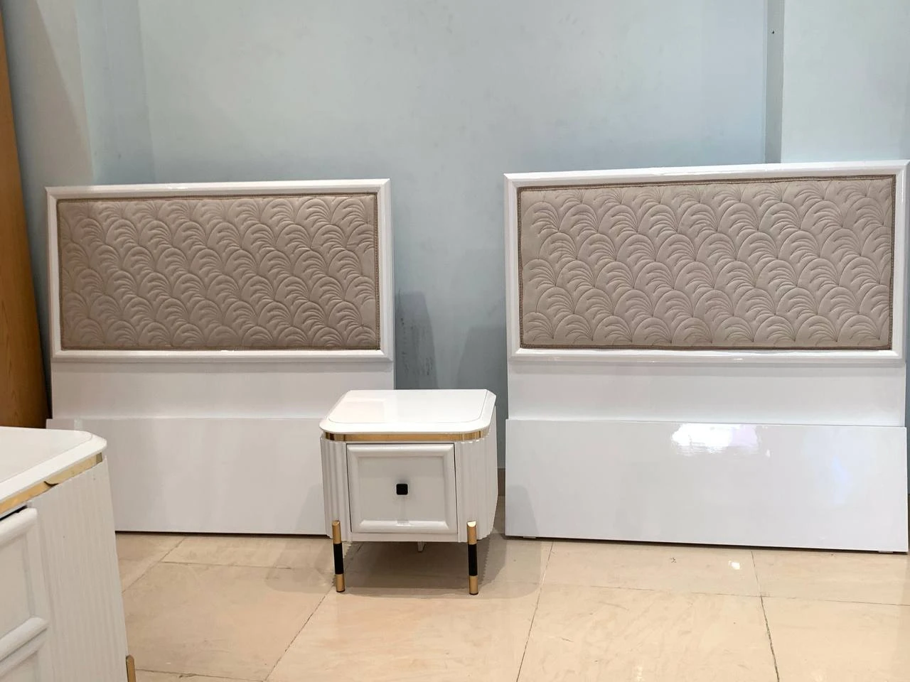 غرفه شبابي مترين