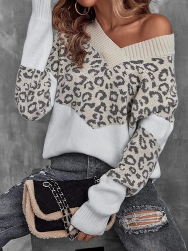 Women's leopard neck sweater