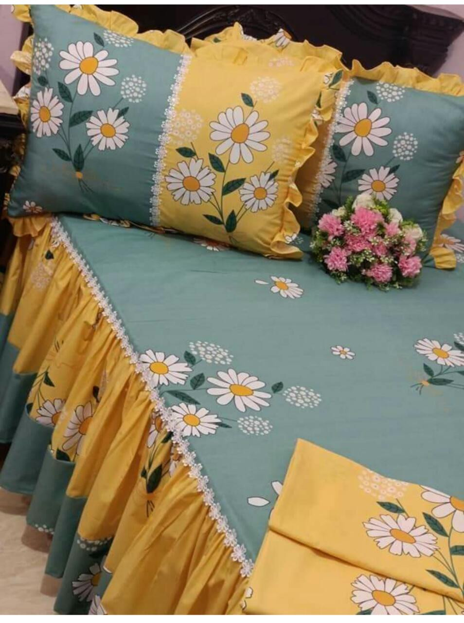 طقم سرير كورنيش كبير من 280× 240 سم وغطاءين للخد 52 72 وغطائي وسادة 170*45 4قطع