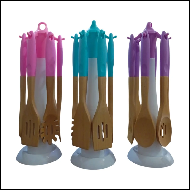 طقم توزيع خشبي بيد سيلكون 7 قطعه عل حامل