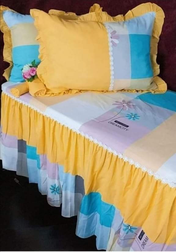 طقم سرير كورنيش كبير من 280× 240 سم وغطاءين للخد 52 72 وغطائي وسادة 170*45 4قطع